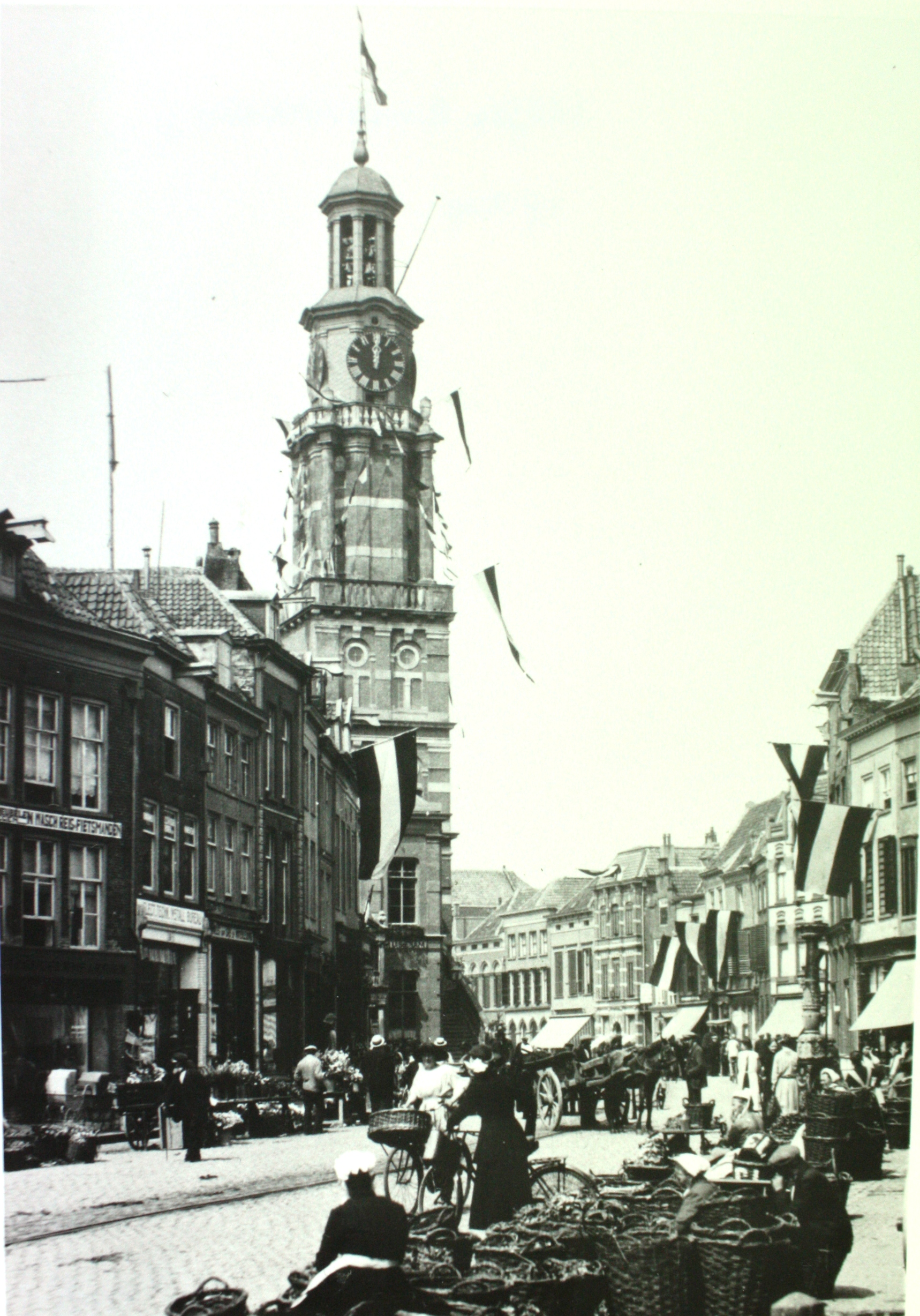 Lein de Nood, Marktdag aan de Houtmarkt, 1924