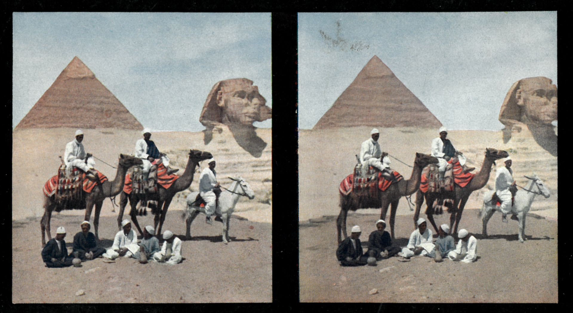 Stereofoto van de piramiden van Egypte. Collectie Stedelijk Museum Zutphen